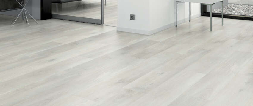 PVC-planken-vloer-white-wash-licht-eiken-woonkamer